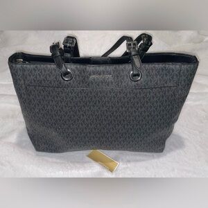 MK Michael Kors Jet Set Travel Laptop Tote